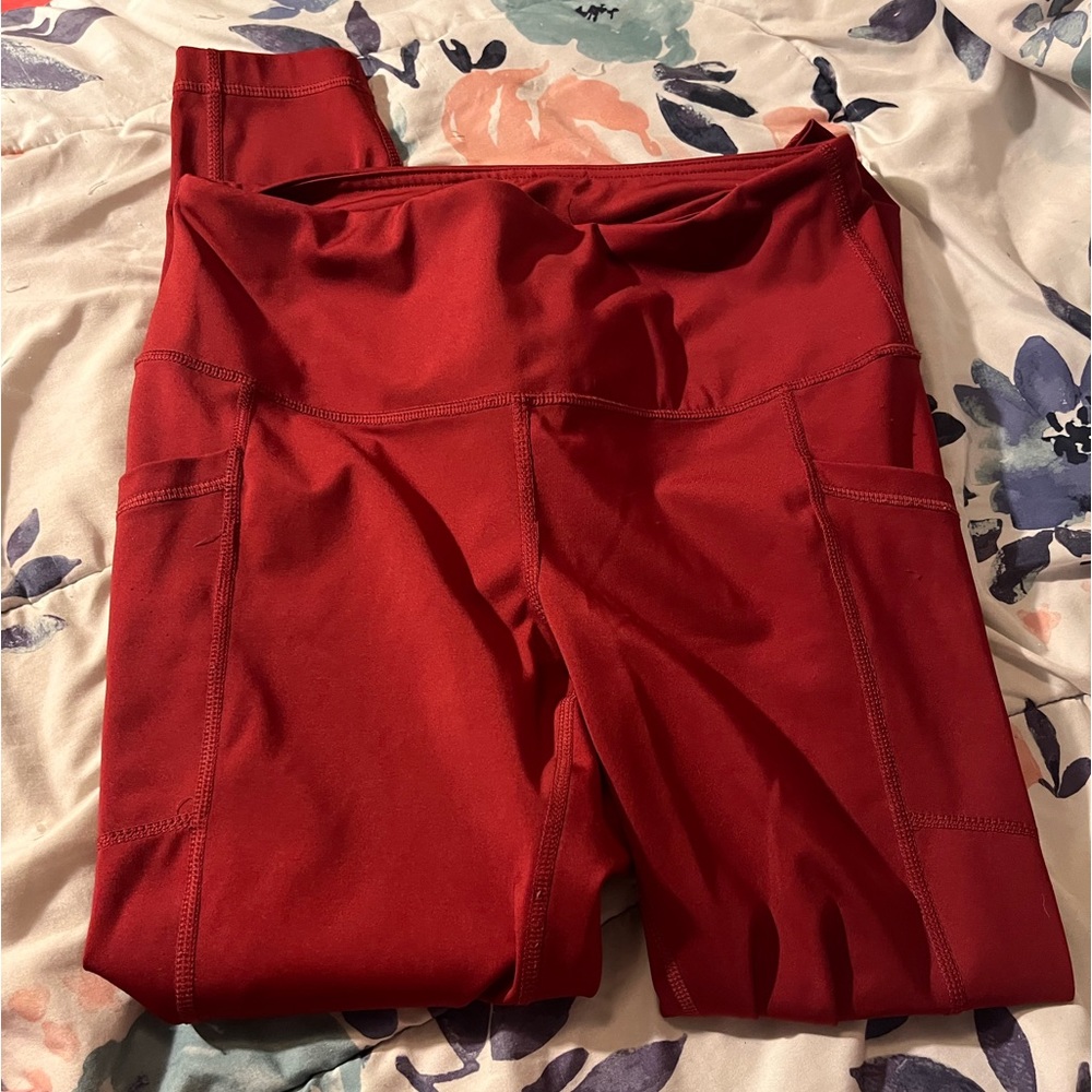 🎈red leggings🎈